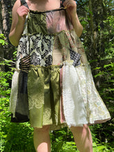 Load image into Gallery viewer, MIDI GOBLIN PEASANT OVERALL DRESS
