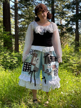 Load image into Gallery viewer, TEA PARTY BLOOMERS
