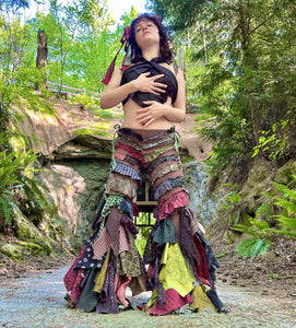 WITCHY PANDORA FLARES