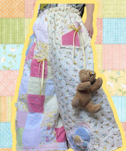 Load image into Gallery viewer, SPRING BEE QUILT PANTS
