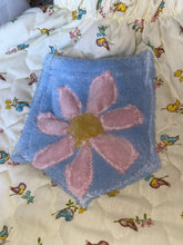 Load image into Gallery viewer, SPRING BEE QUILT PANTS
