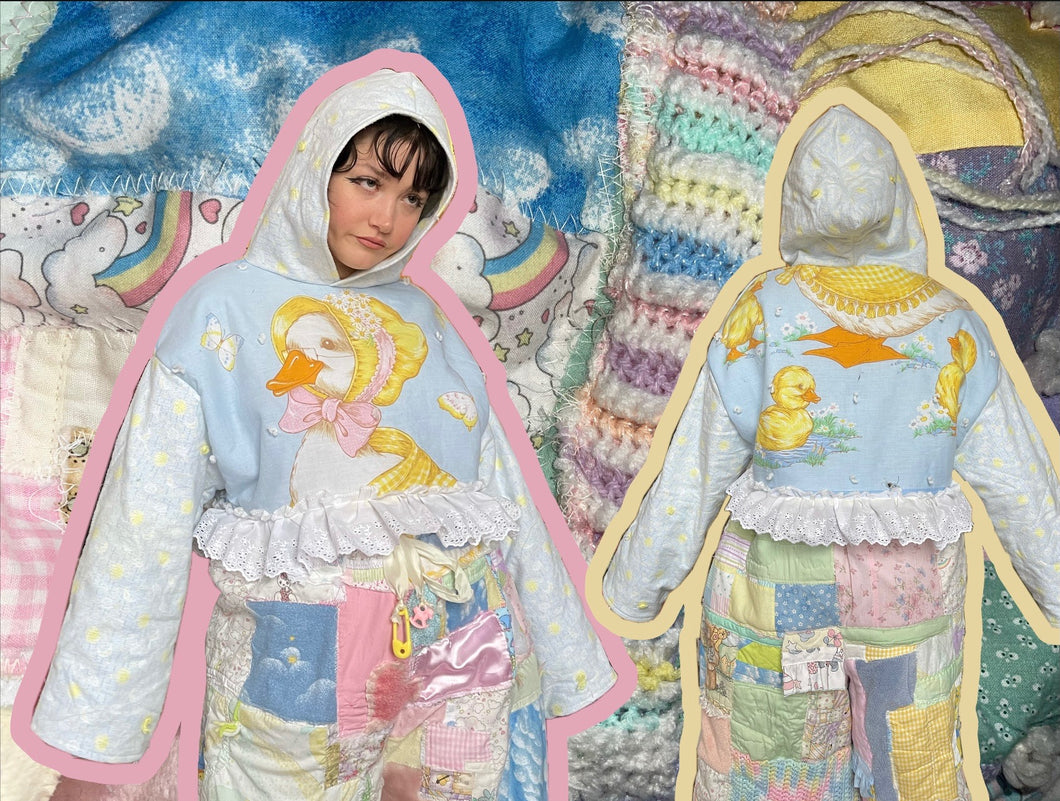 GOOSE, THE MATRIARCH CROPPED HOODIE