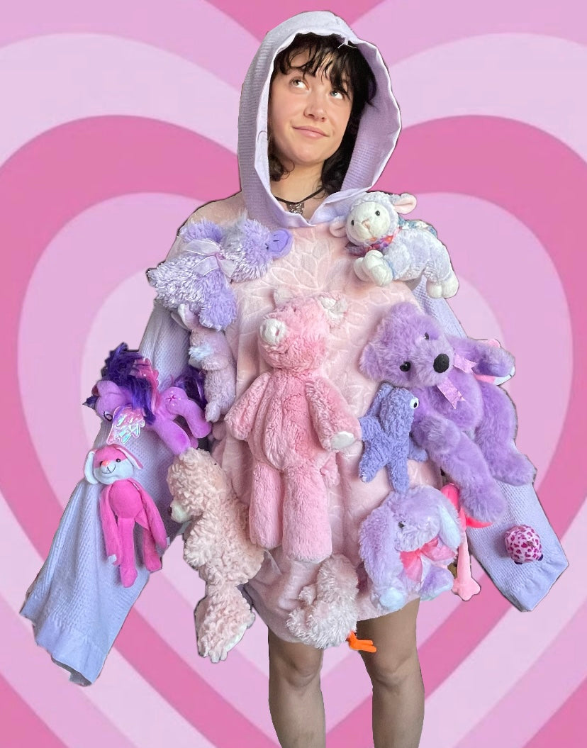 SUGAR STUFFY DRIP HOODIE