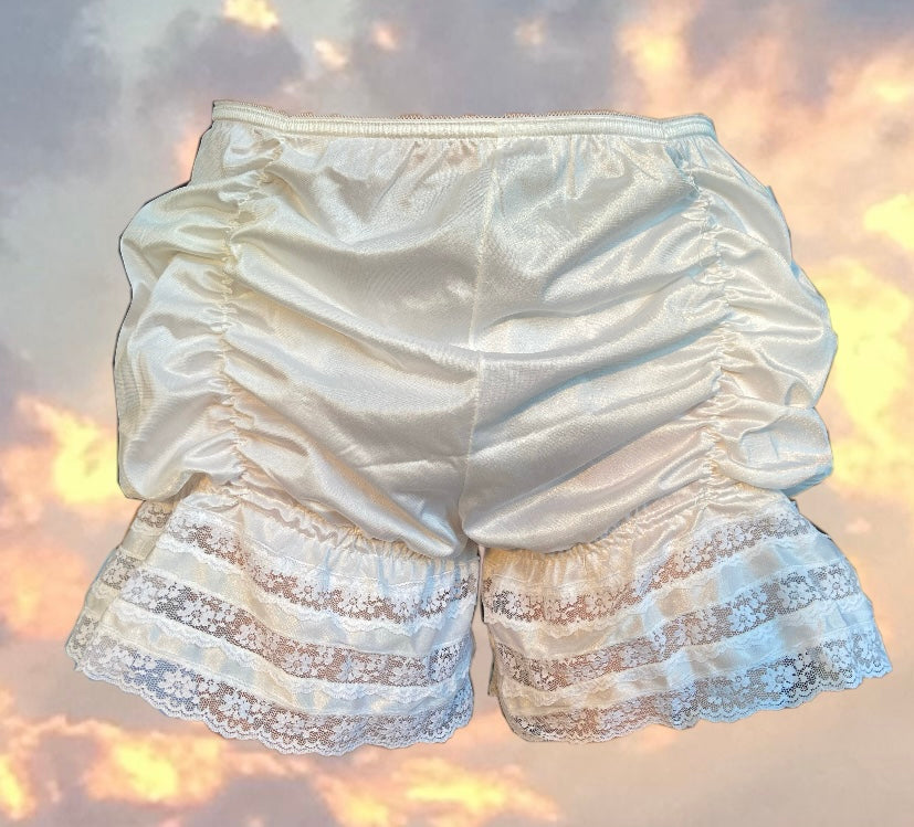 HELEN BLOOMERS