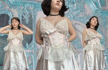 Load image into Gallery viewer, METAMORPH REVERSIBLE CORSET BELT

