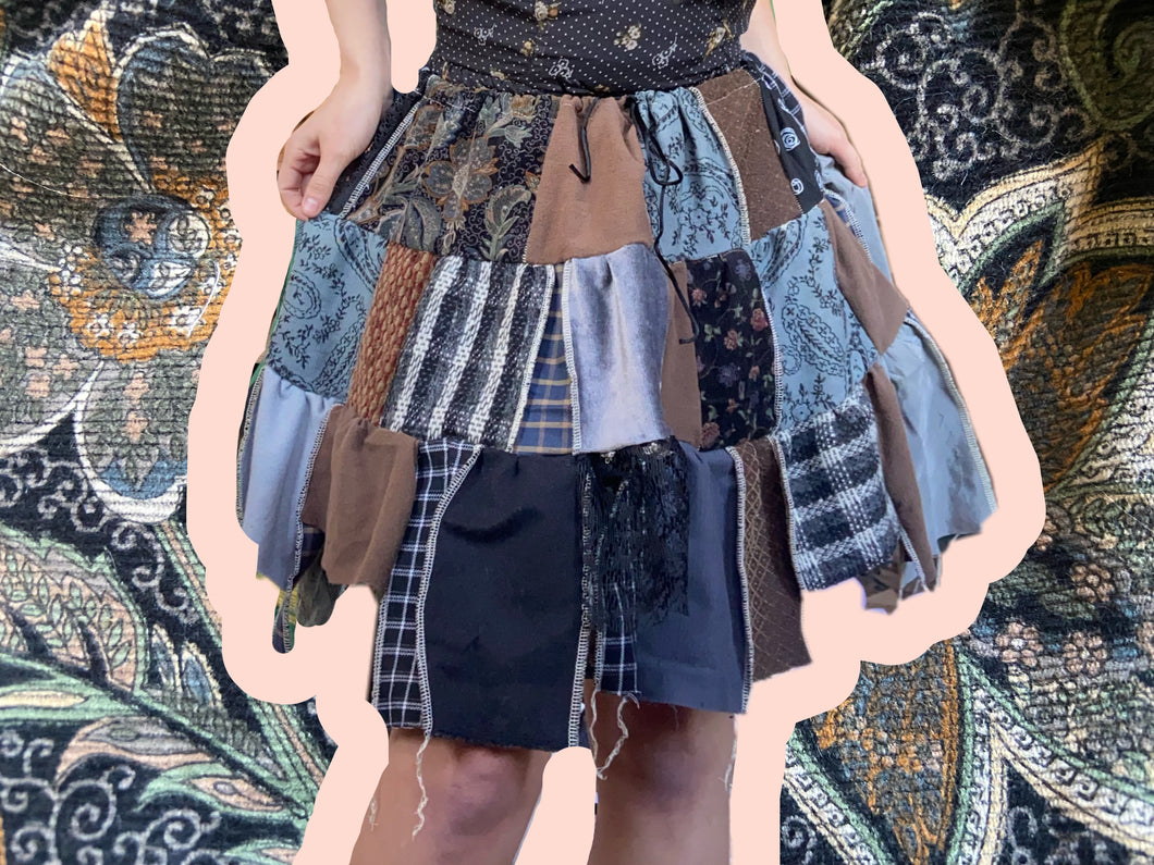 GREMLIN SKIRT (mid-length)