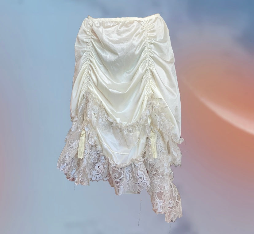 IVORY ARACHNE SKIRT