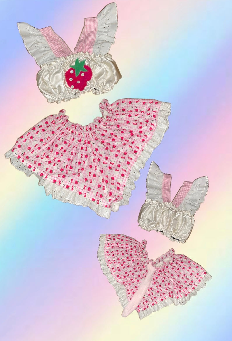 HELLO STRAWKITTY LOUNGE SET