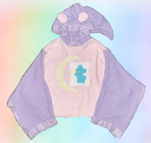 DESMOND THE MOON BEAR HOODIE